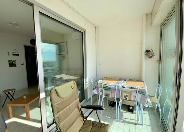Le Cap D\'Or- Beachfront With Air Conditioning!