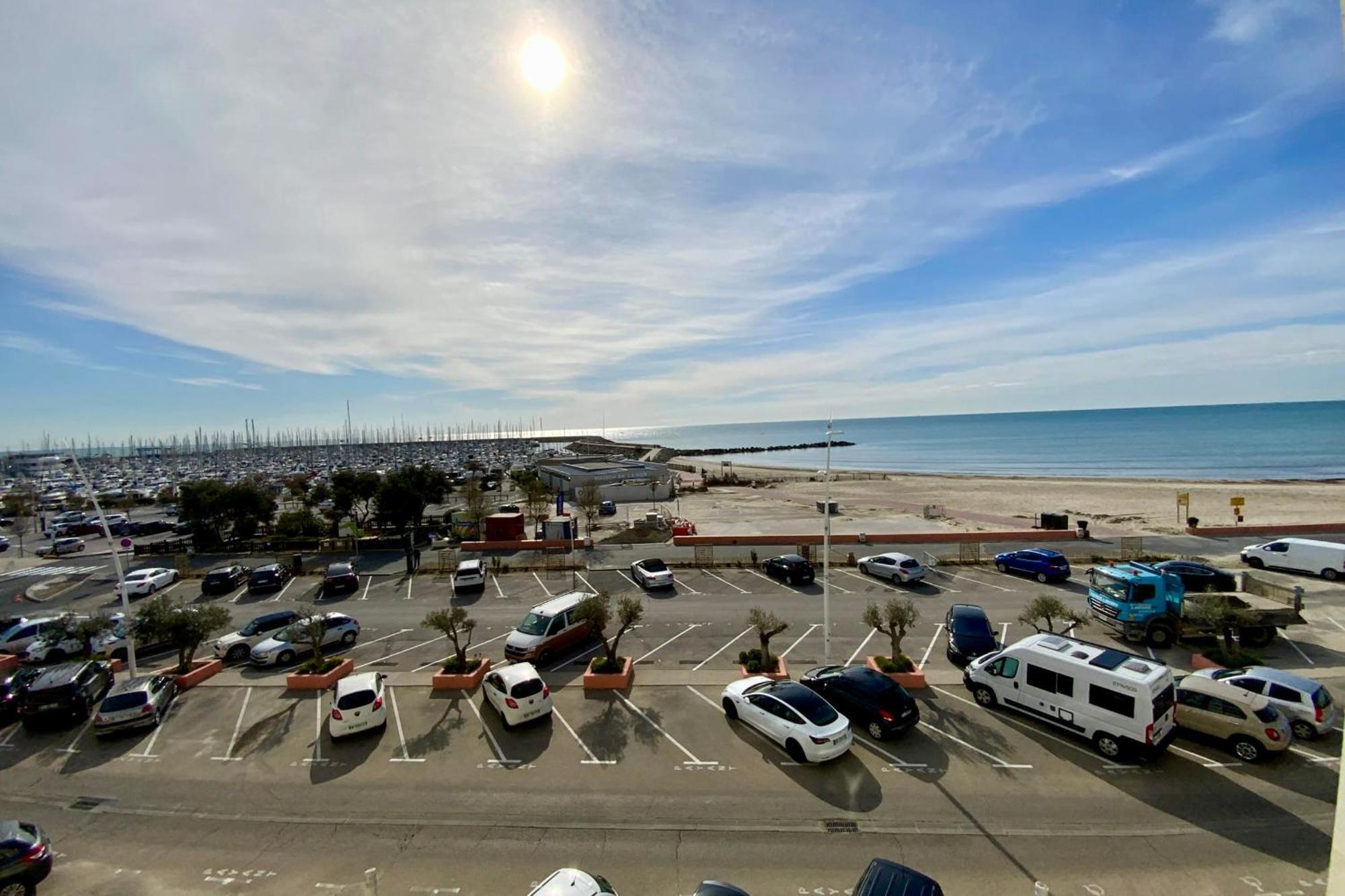 Le Cap D'or- Beachfront With Air Conditioning! *