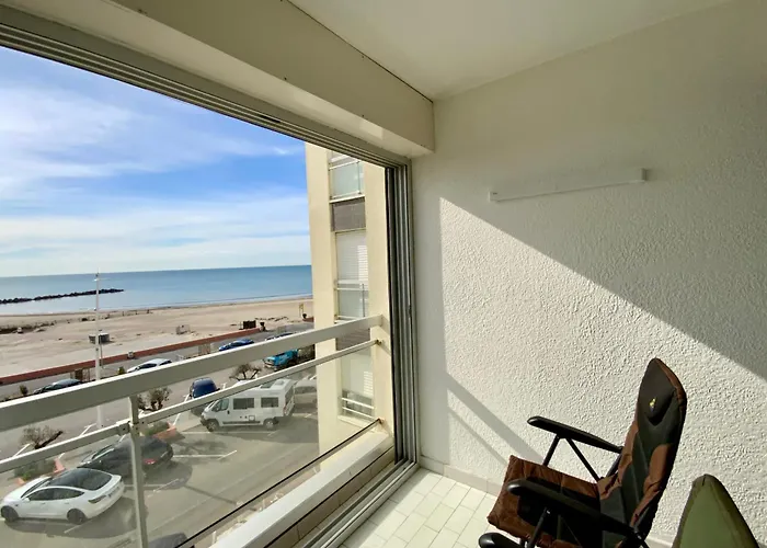 Le Cap D\'Or- Beachfront With Air Conditioning!