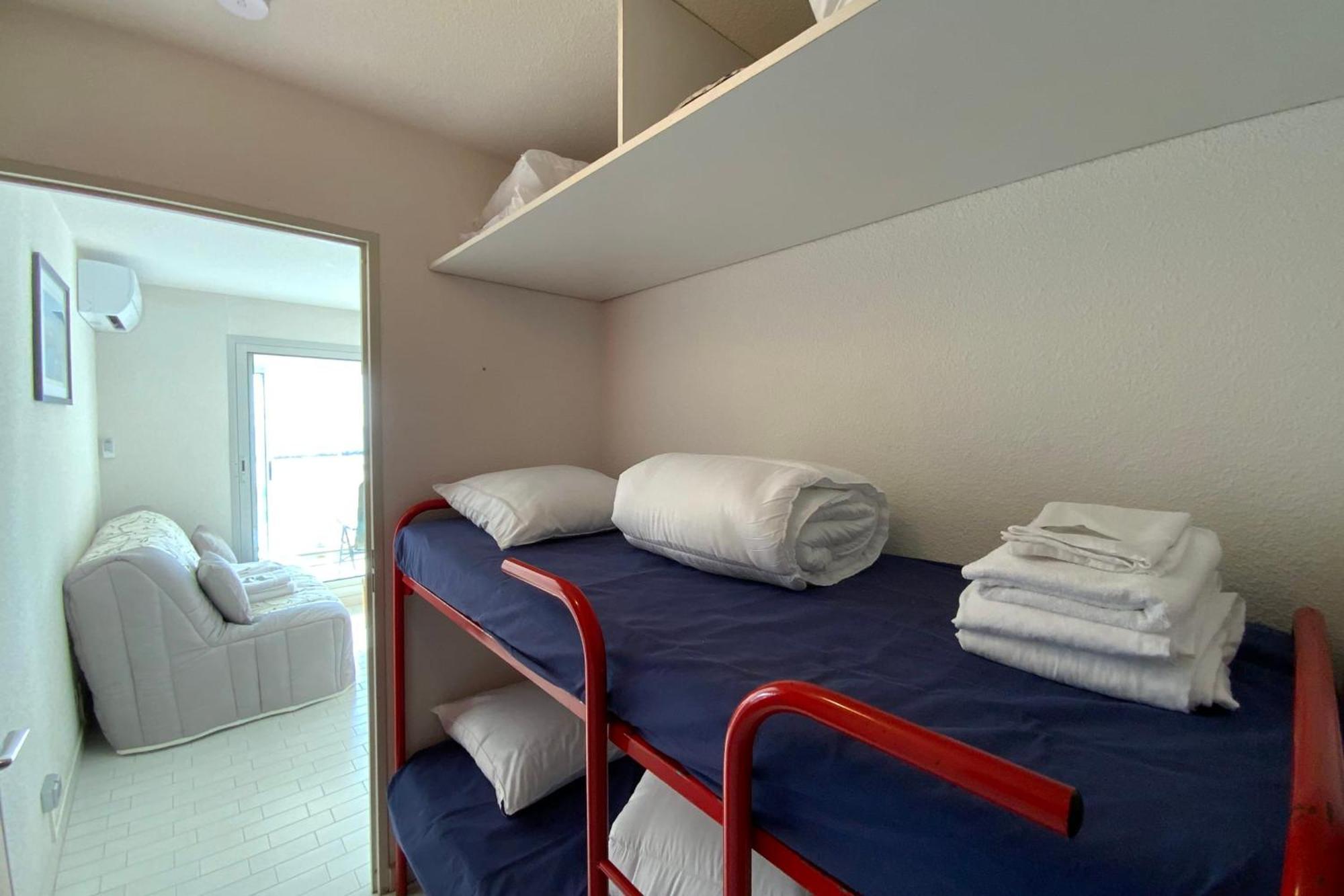 Le Cap D'or- Beachfront With Air Conditioning! Holiday home